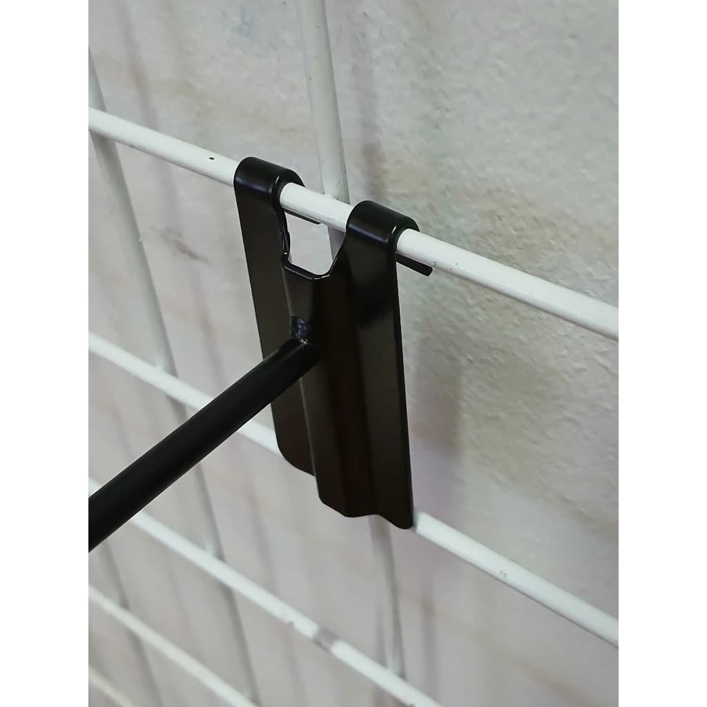 Trưng Bày Cửa Hàng Thể Thao Với Móc Đơn Treo Phụ Kiện Kệ Lưới Ô Vuông 5cm Loại 15cm 20cm | Sports store display