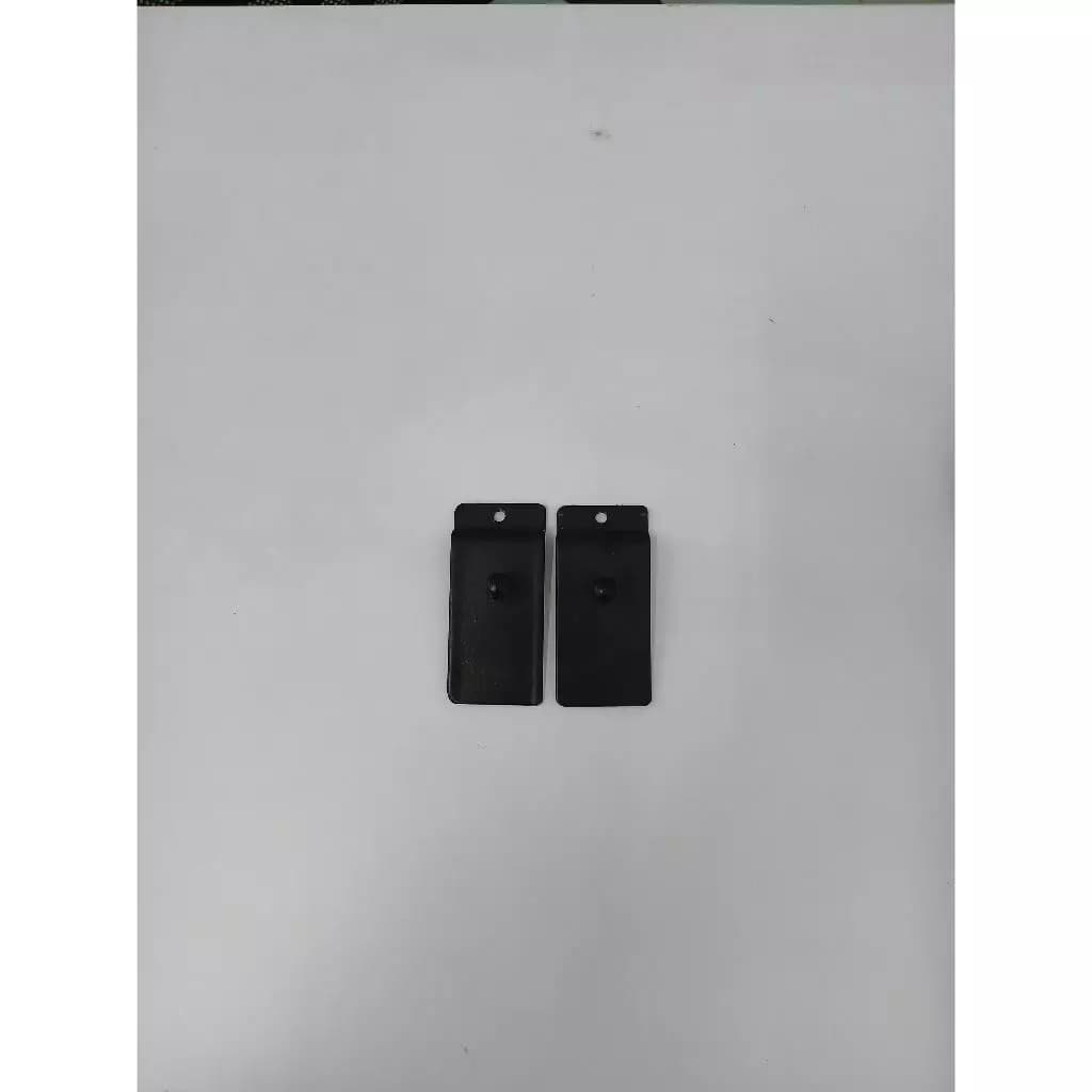 Trưng Bày Cửa Hàng Thể Thao Với Móc Treo Đồng Hồ Khung Tranh 2cm Cài Rãnh Sắt Sơn Tĩnh Điện, Chống Gỉ Sét, Màu Đen, Dễ Lau Chùi | Sports store display