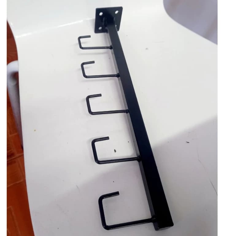 Trưng Bày Cửa Hàng Thể Thao Với Móc treo vợt cầu lông treo vợt pickleball 35cm móc khoan vít trực tiếp | Sports store display