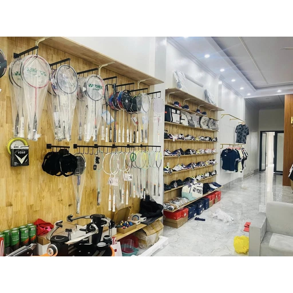 Trưng Bày Cửa Hàng Thể Thao Với Móc vợt cầu lông bắn vít trực tiếp 35cm chống gỉ sét | Sports store display