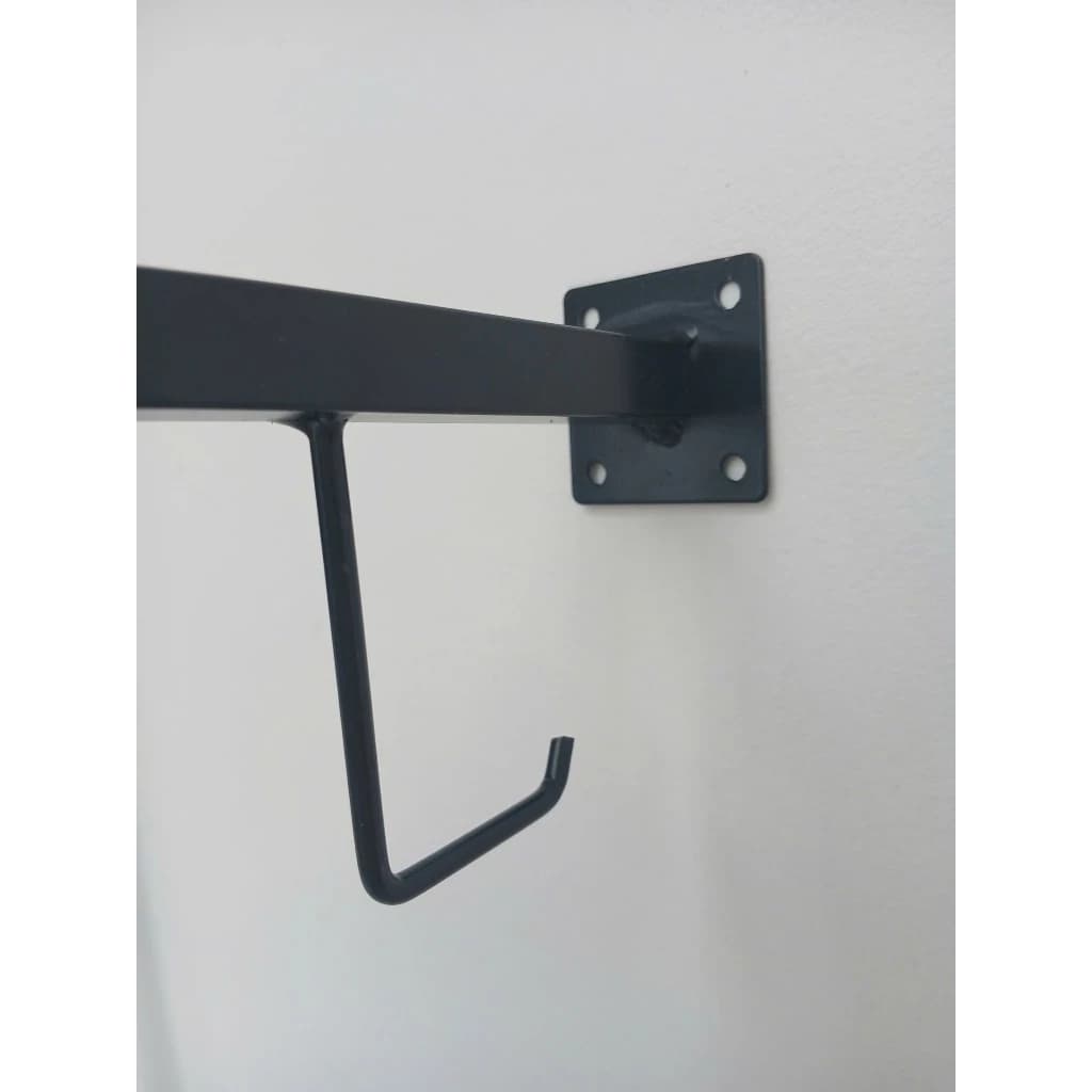 Trưng Bày Cửa Hàng Thể Thao Với Treo vợt cầu lông vợt tetnis vợt pickleball có 4 móc râu nhỏ | Sports store display