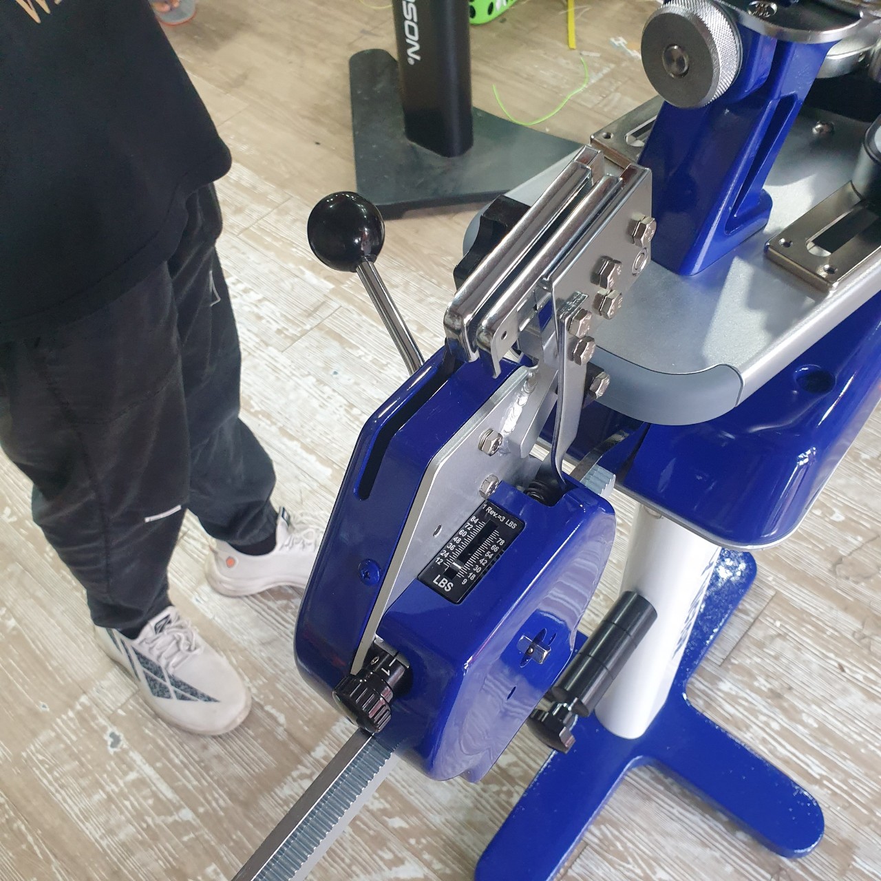 Máy Căng Dây Cước Victor VM-2000S Năm 2024 - Cầu Lông