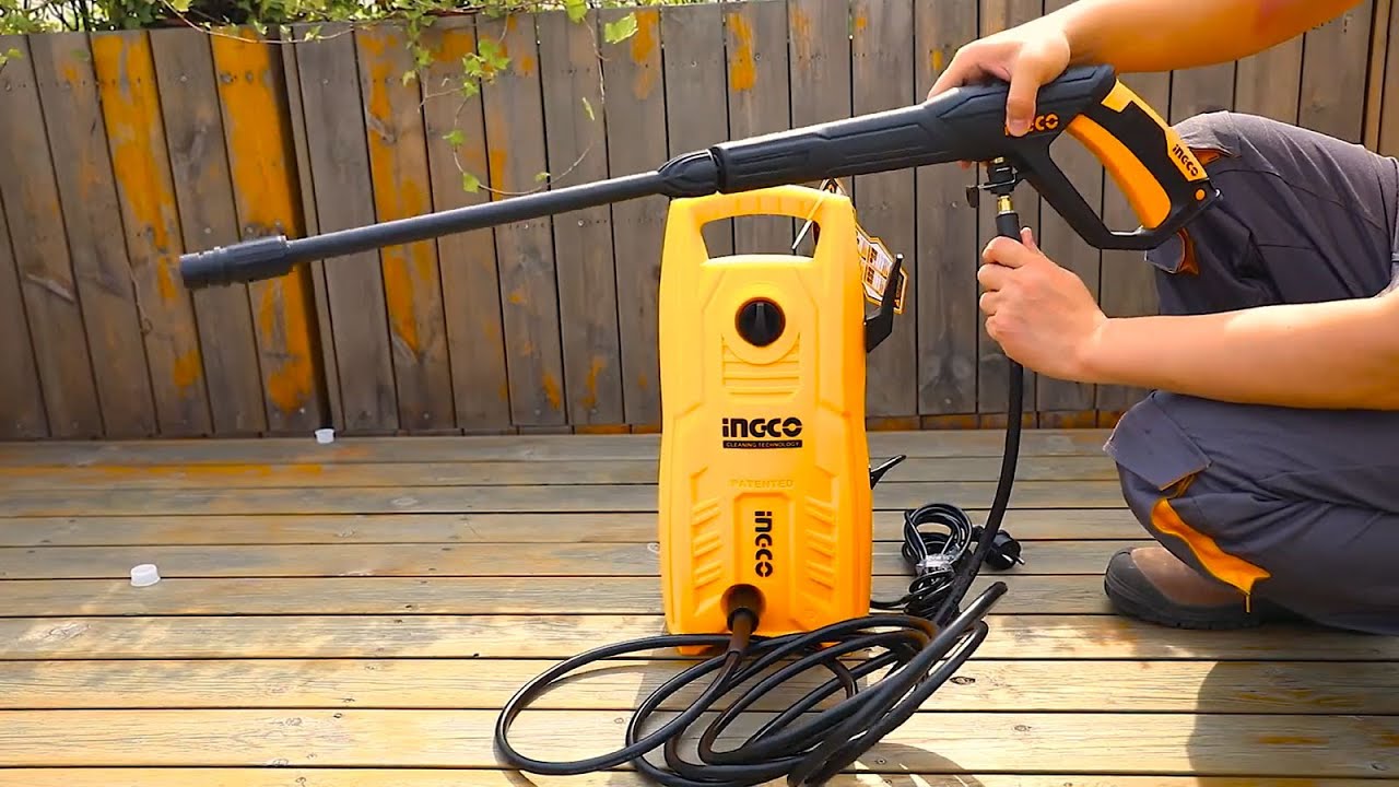 Máy phun xịt rửa áp lực cao Ingco HPWR18008 1800W