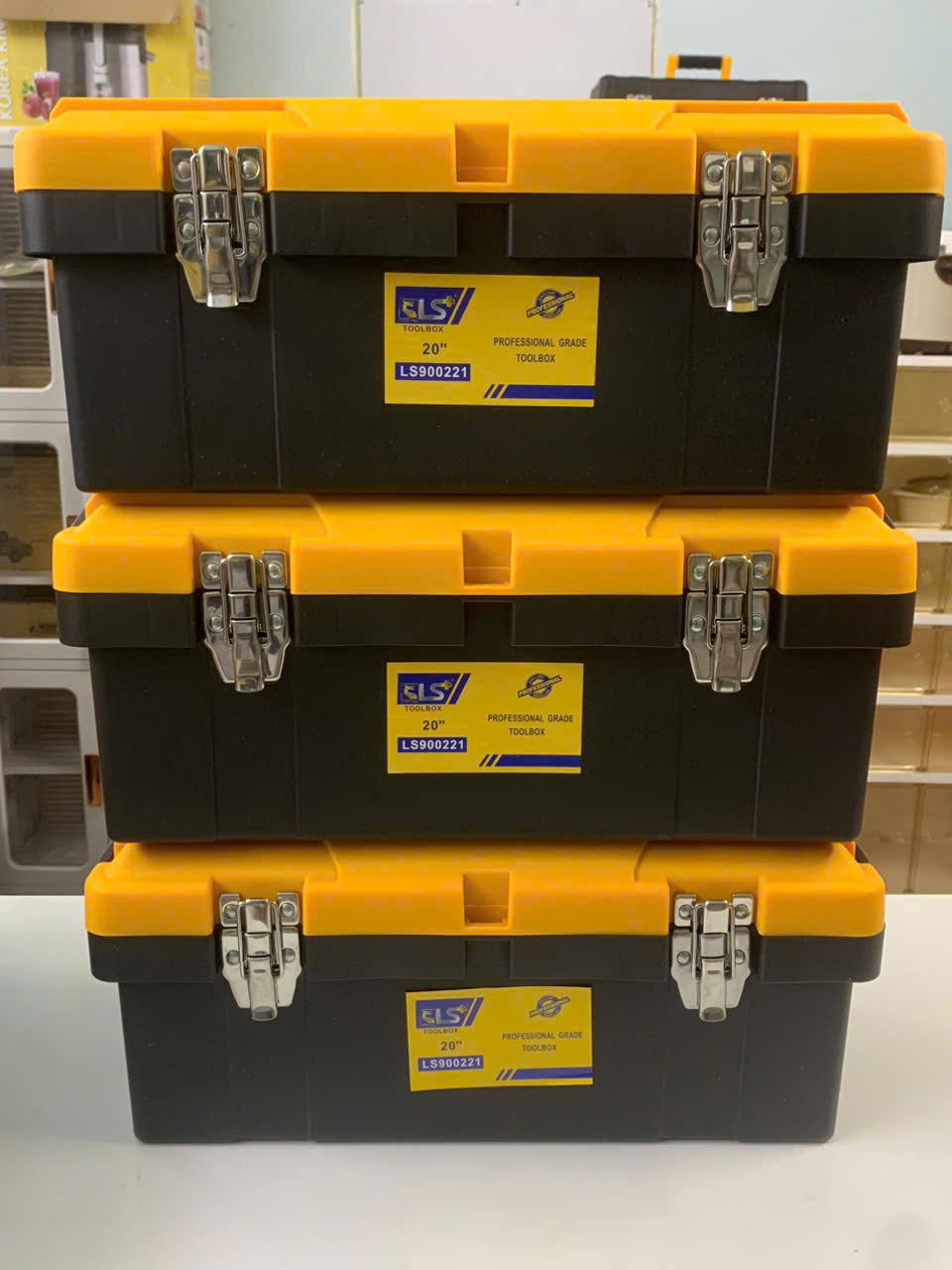 Thùng Nhựa Pro LS+ - Màu Vàng (Mã 2)