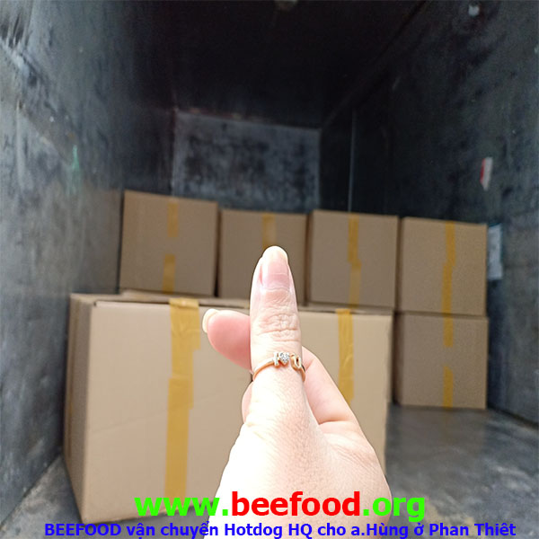 BEEFOOD Cung cấp 200kg bột phô mai + 3000 hộp Hotdog Hàn Quốc cho anh Hùng Phan Thiết