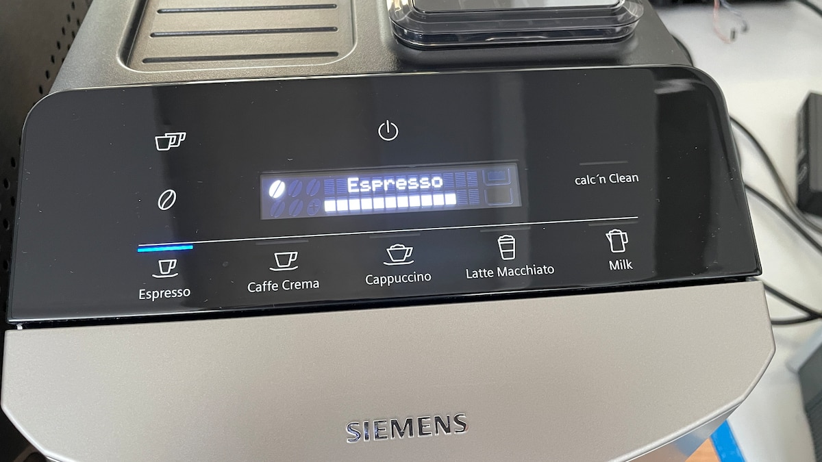 Máy Pha Cafe Để Bàn Độc Lập Siemens TF303E07 EQ300 Nhập Khẩu