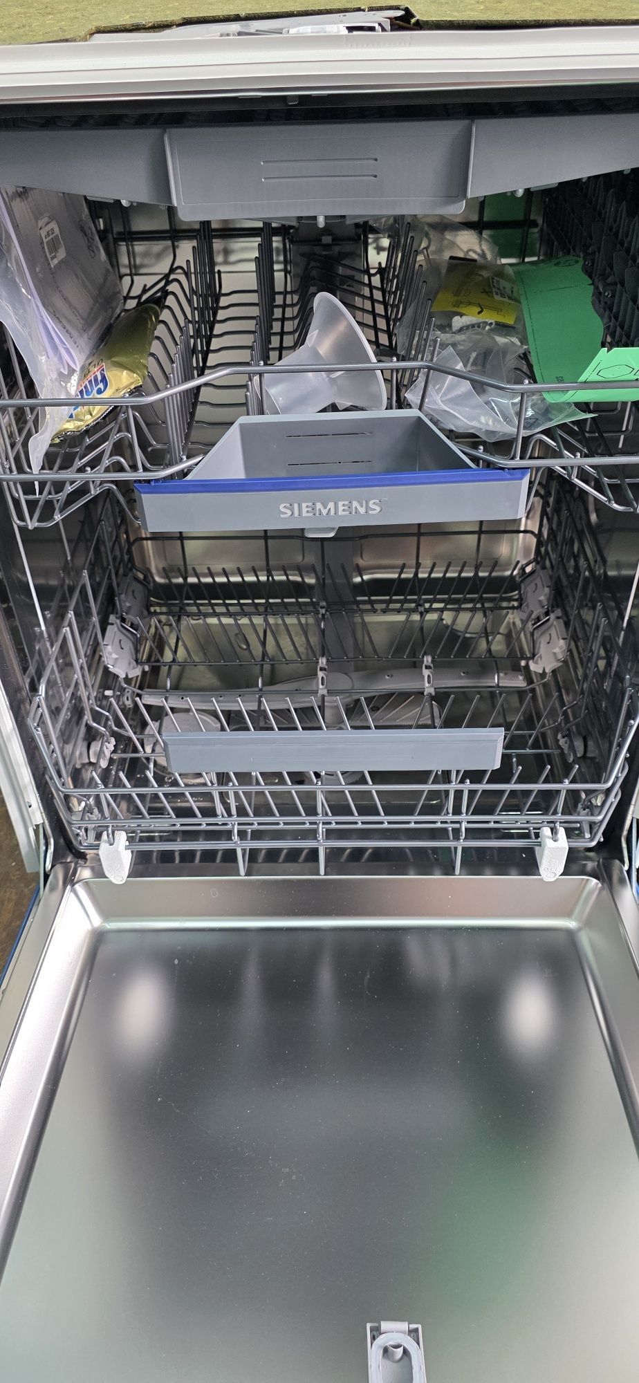 Máy Rửa Bát Âm Tủ Siemens SX73EX22CE IQ 300 Nhập Khẩu