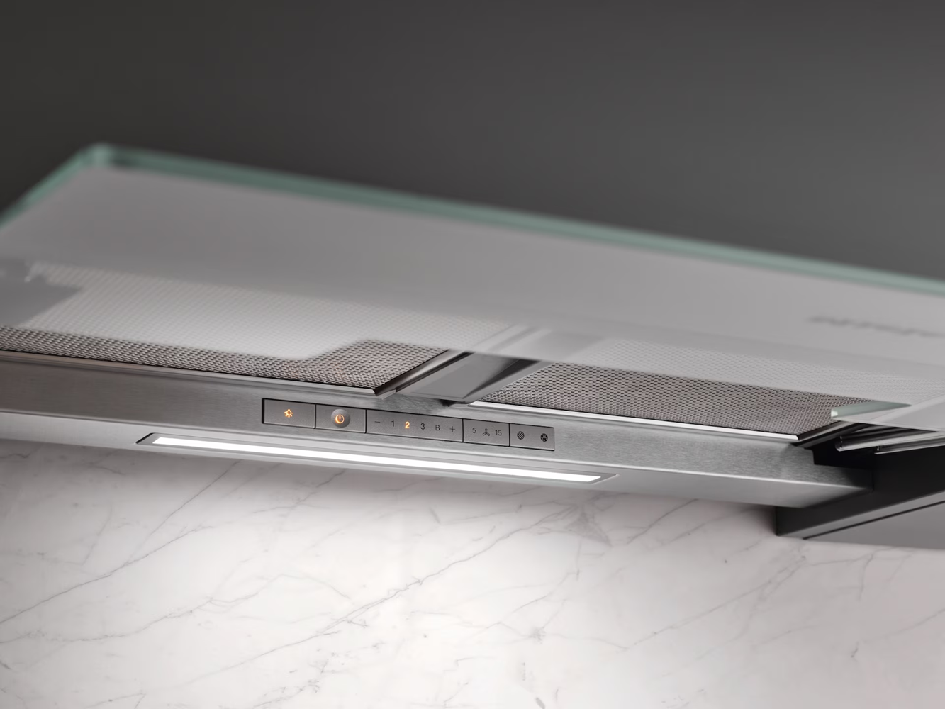 Hút Mùi Âm Đáy Tủ Miele DAS 4640 Có Kính