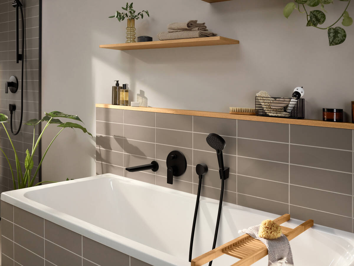 Bộ Sen Tay Hansgrohe 26422670 Vernis Blend Màu Đen Mờ 2 Chế Độ Xả