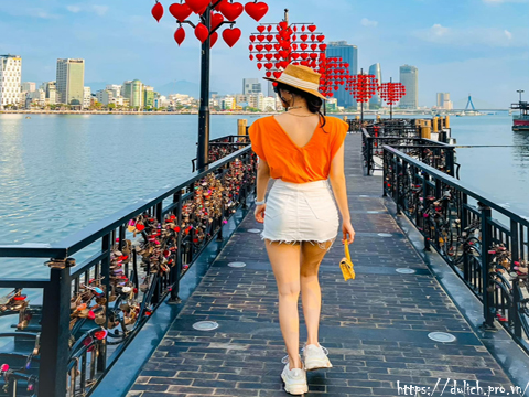 Review Kinh Nghiệm Đi Du Lịch Đà Nẵng Từ Hà Nội 2025 Review Kinh Nghiệm Đi Du Lịch Đà Nẵng Từ Hà Nội 2025