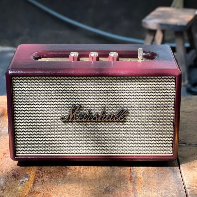 Loa Marshall Acton III Màu Burgundy – Review & Lý Do Màu Này Khó Mua Nhất Trong Dòng Acton III