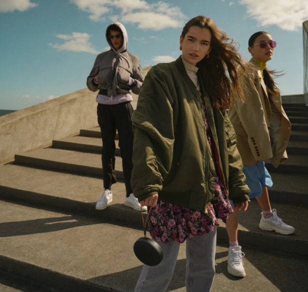 Beosound A1 Gen 2 vs Gen 3. Chọn nâng cấp hay sở hữu A1 Gen 2 với mức giá cực tốt?