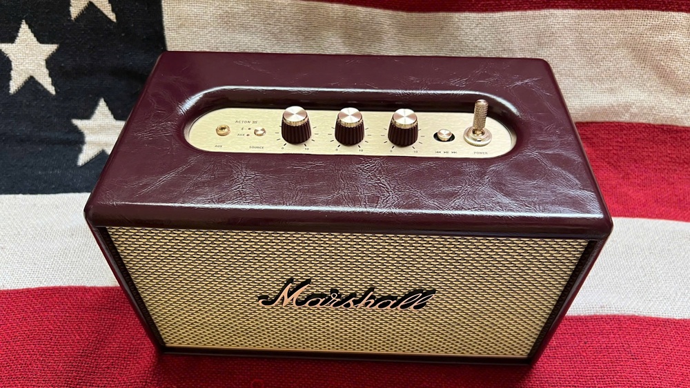 Marshall Acton III Burgundy: Bản giao hưởng của sắc đỏ thượng lưu 