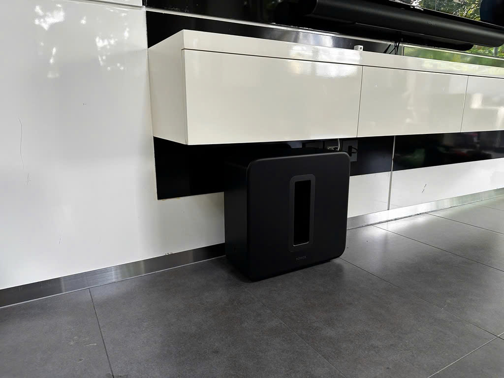 Trọn bộ combo Arc Ultra, Sub Gen 4 và Era 300 được lắp đặt thực tế