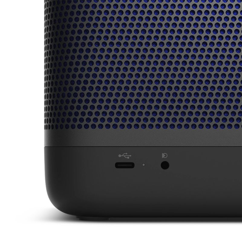 Cổng USB-C và jack 3.5mm loa B&O Beolit 20 Black Anthracite
