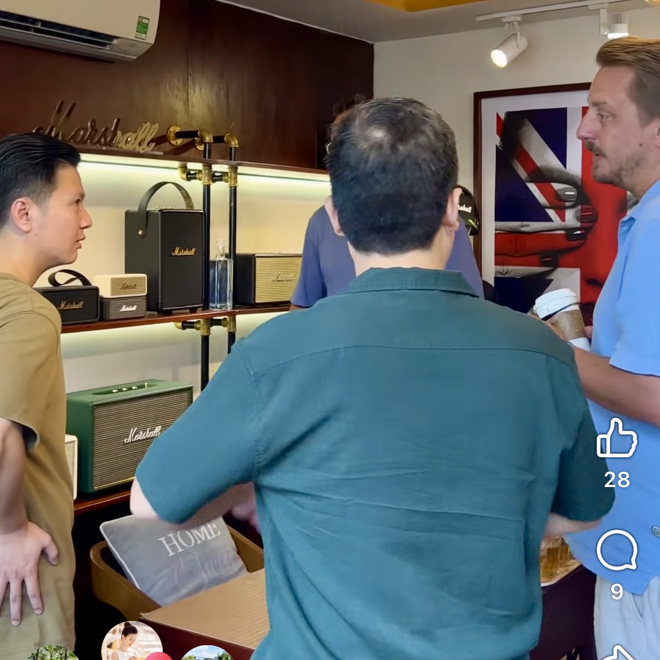 Team Marshall Global thăm showroom Đại Nam với đầy đủ dòng loa Marshall chính hãng trưng bày