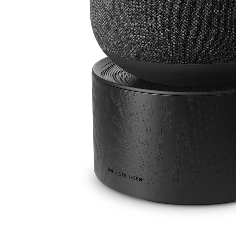 Beosound Balance Black Oak đèn LED touch interface — Bang & Olufsen