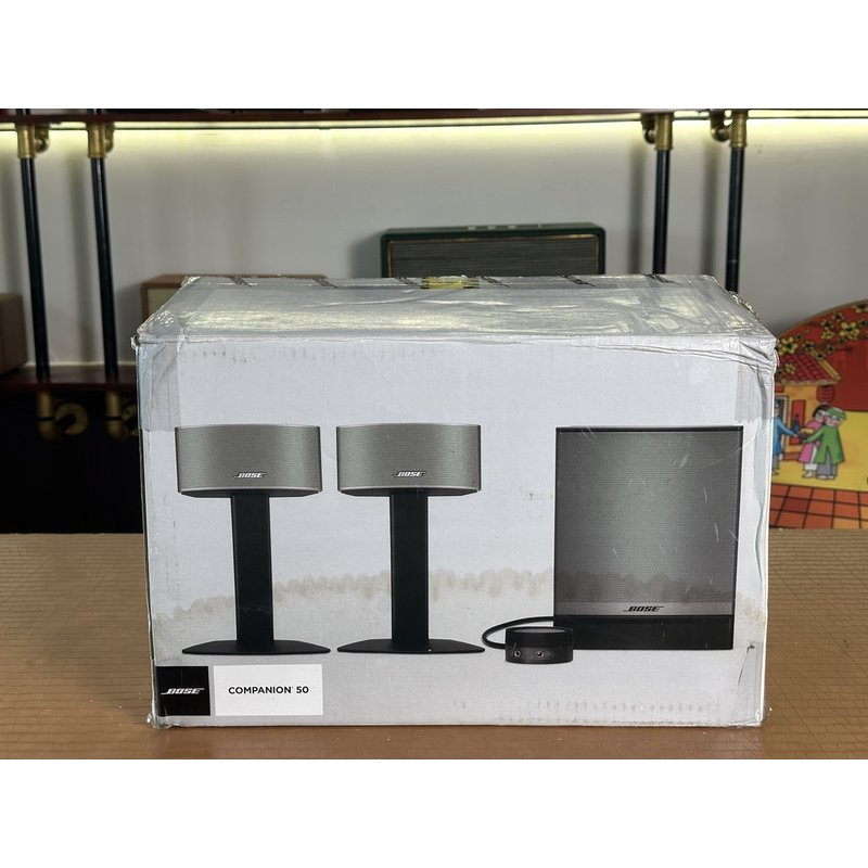 Hộp Bose Companion 50 nguyên seal tại showroom Đại Nam Sky Music