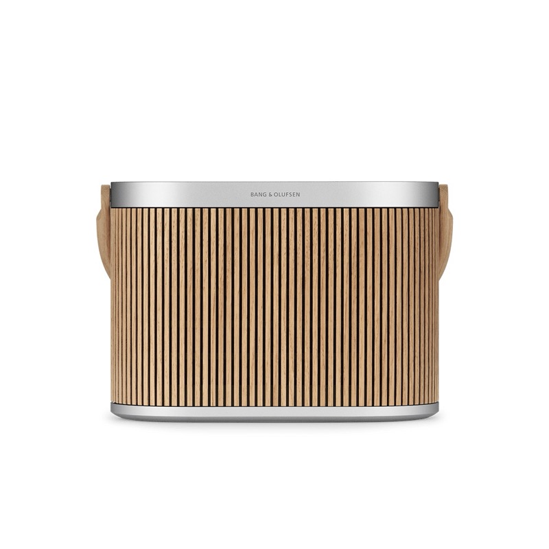 Beosound A5 Oak mặt trước quai gỗ sồi - Bang & Olufsen | Đại Nam Sky Music