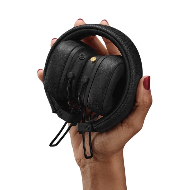 Marshall Major V Black gập gọn trong lòng bàn tay — tai nghe linh hoạt kết nối Bluetooth 5.3 mọi nơi
