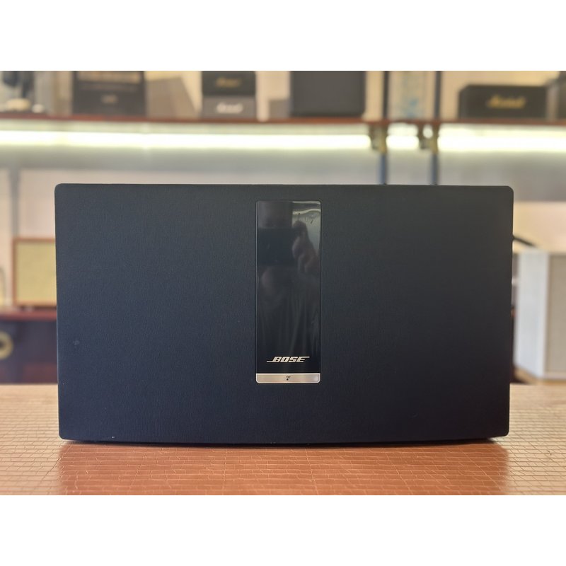 Bose SoundTouch 30 màu đen mặt trước trưng bày tại Đại Nam Sky Music TP HCM