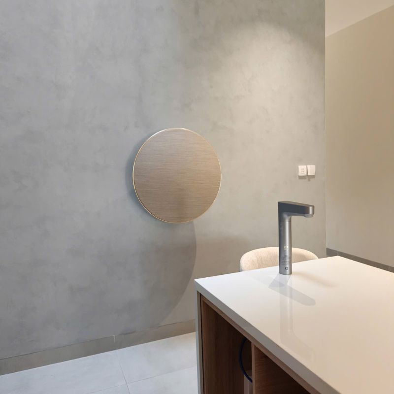 B&O A9 treo tường tại showroom Nhà Đại Nam – nhìn như bức tranh nghệ thuật