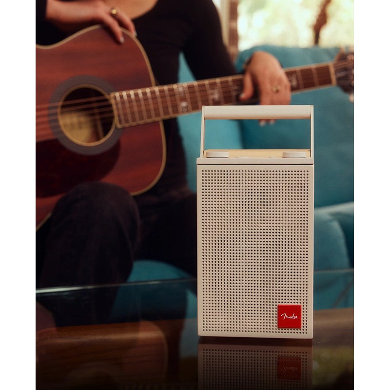 Loa Fender ELIE 6 Olympic White góc nghiêng panel gỗ Maple vintage thiết kế cao cấp chính hãng Fender Audio