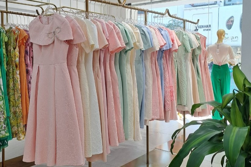 Showroom 30 Nguyễn Văn Huyên