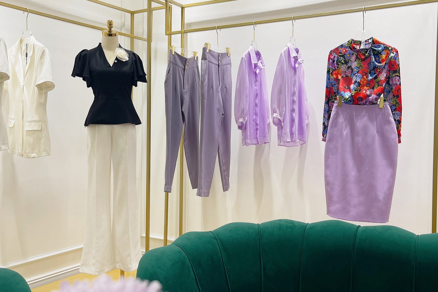 Showroom 30 Nguyễn Văn Huyên