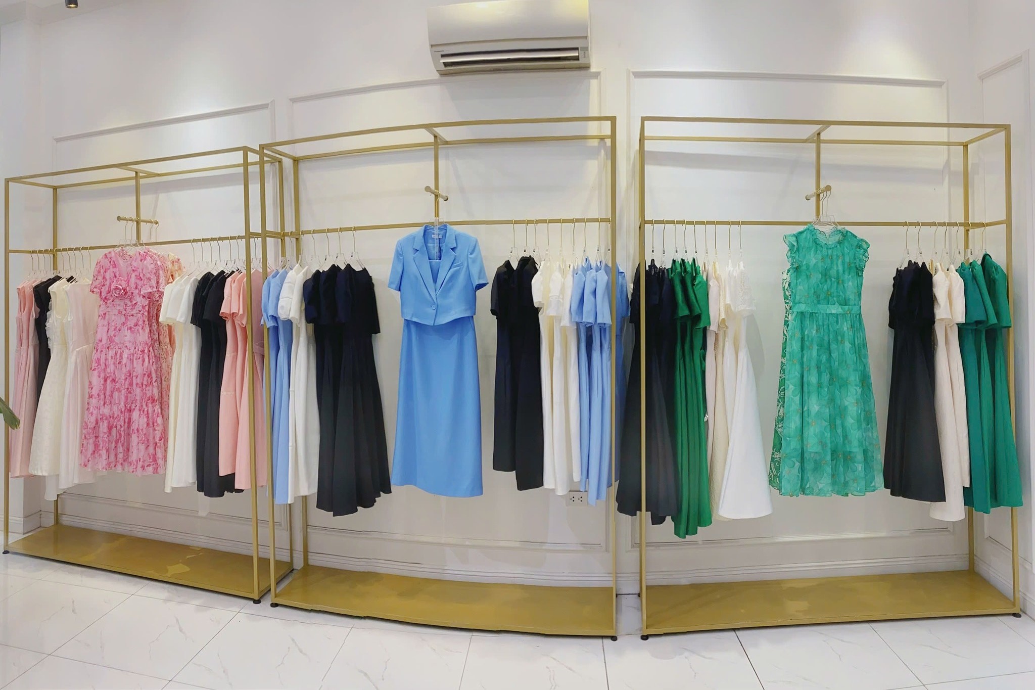 Showroom 475-477 Võ Văn Tần
