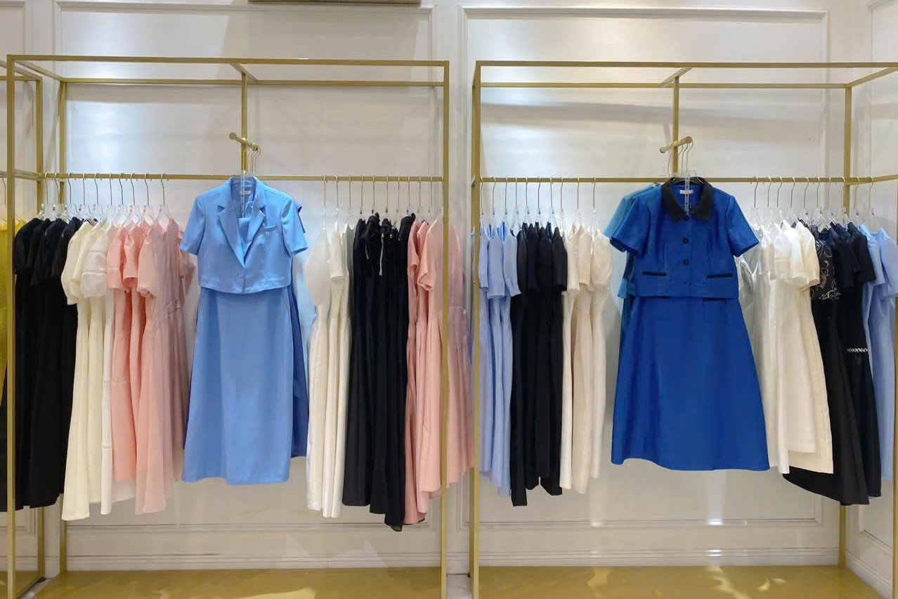Showroom 30 Nguyễn Văn Huyên