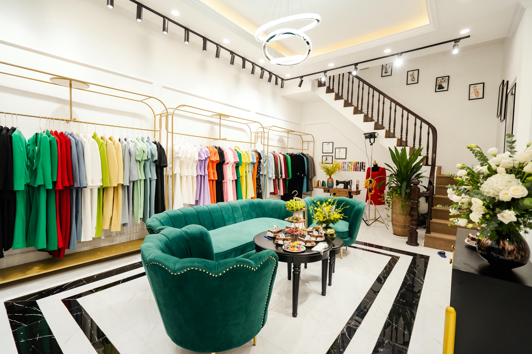 Showroom 30 Nguyễn Văn Huyên