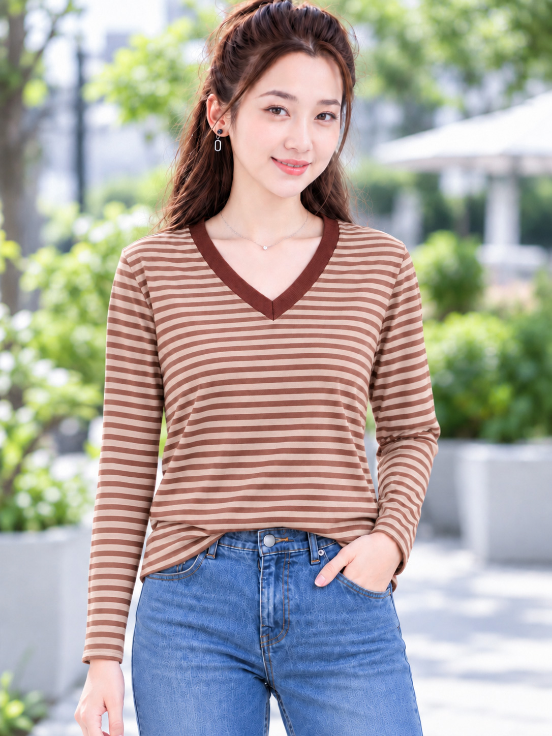 Áo thun nữ tay dài cổ V TOLI LHV33 – Form vừa dáng, Sọc ngang, Vải cotton co giãn 4 chiều mềm mịn