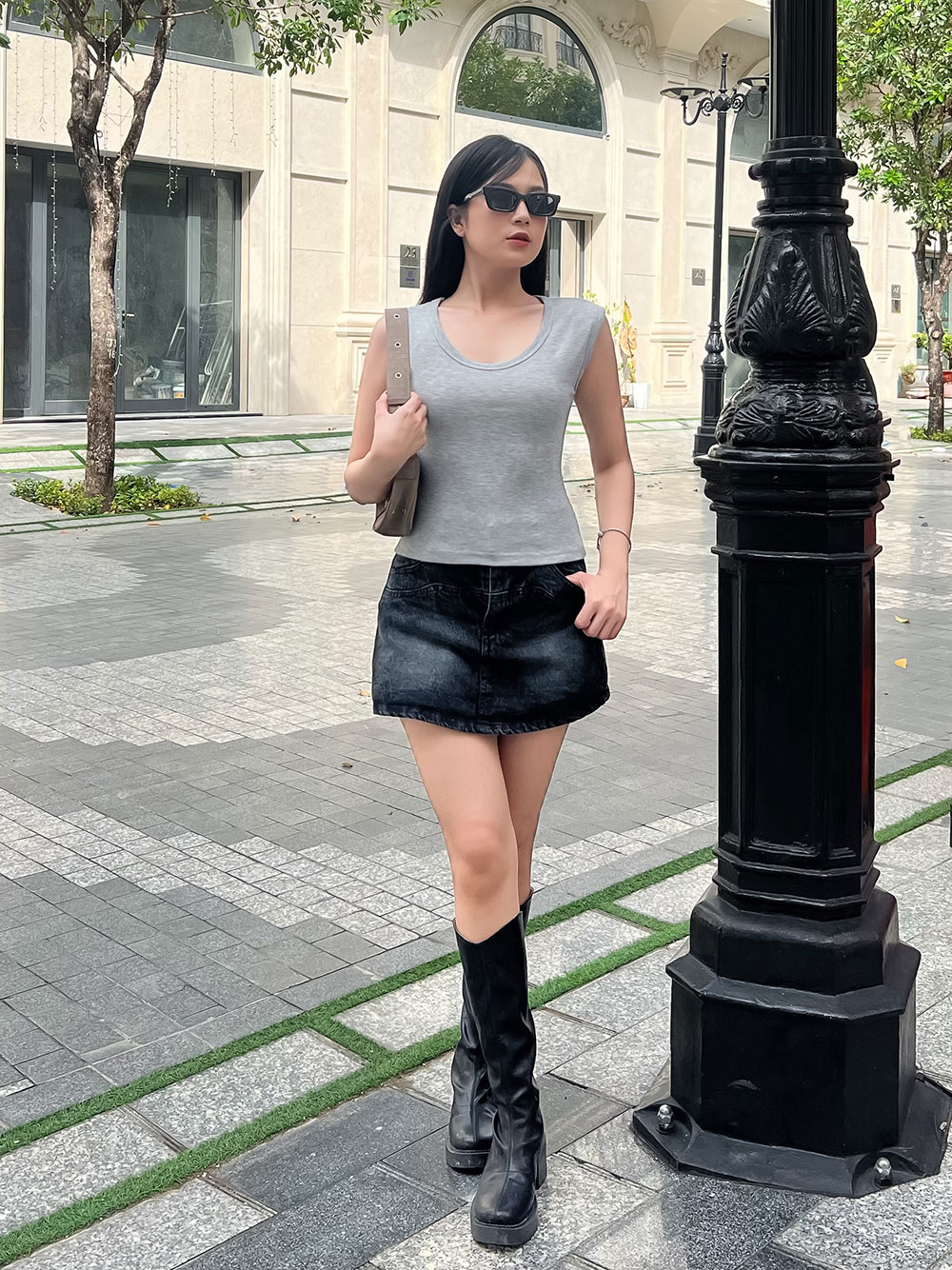 Áo thun sát nách nữ-Cổ Tròn-Xám-SNB09