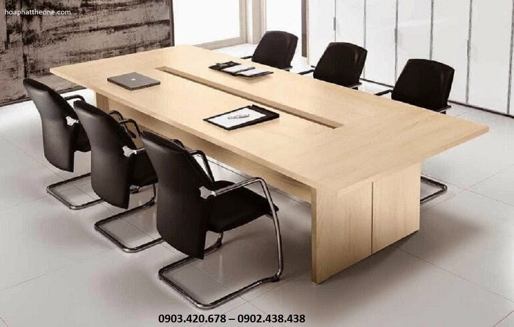 Khách hàng có thể tới trực tiếp showroom để xem và mua sản phẩm nội thất The One