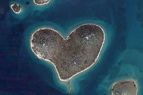 Những hòn đảo hình trái tim đẹp nhất thế giới