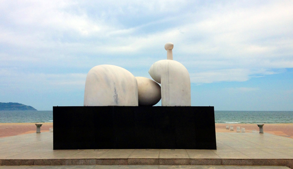 Ý nghĩa tượng mẹ Âu Cơ ở công viên biển Đông Đà Nẵng