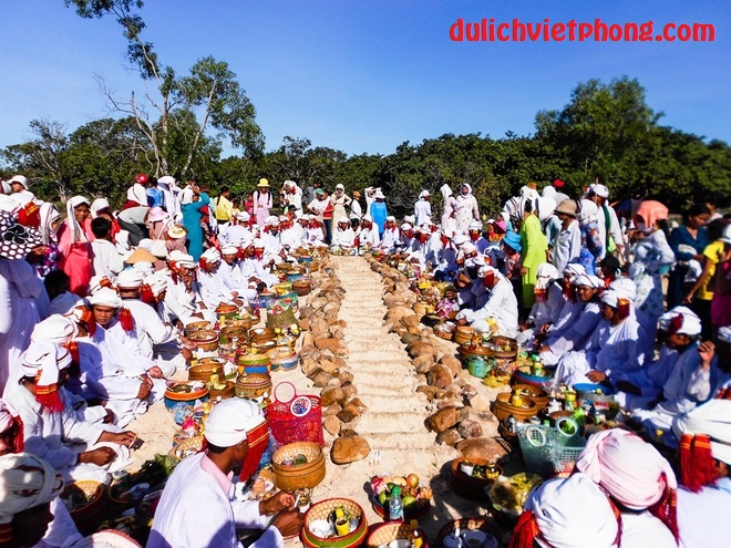 Lễ hội Ramawan của người Chăm Bani