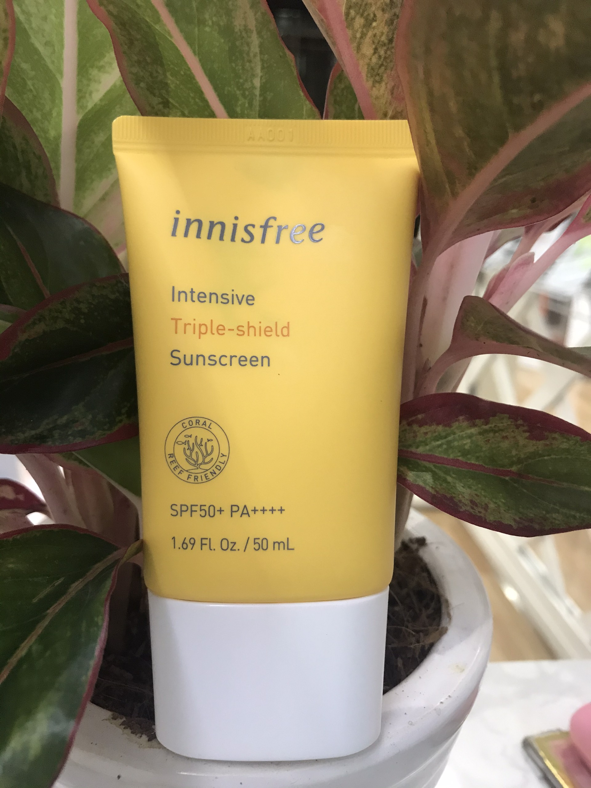 Kem Chống Nắng Chống Trôi, Điều Chỉnh Tông Da Innisfree Intensive Triple-Shield Sunscreen SPF 50+/PA++++ 50ml