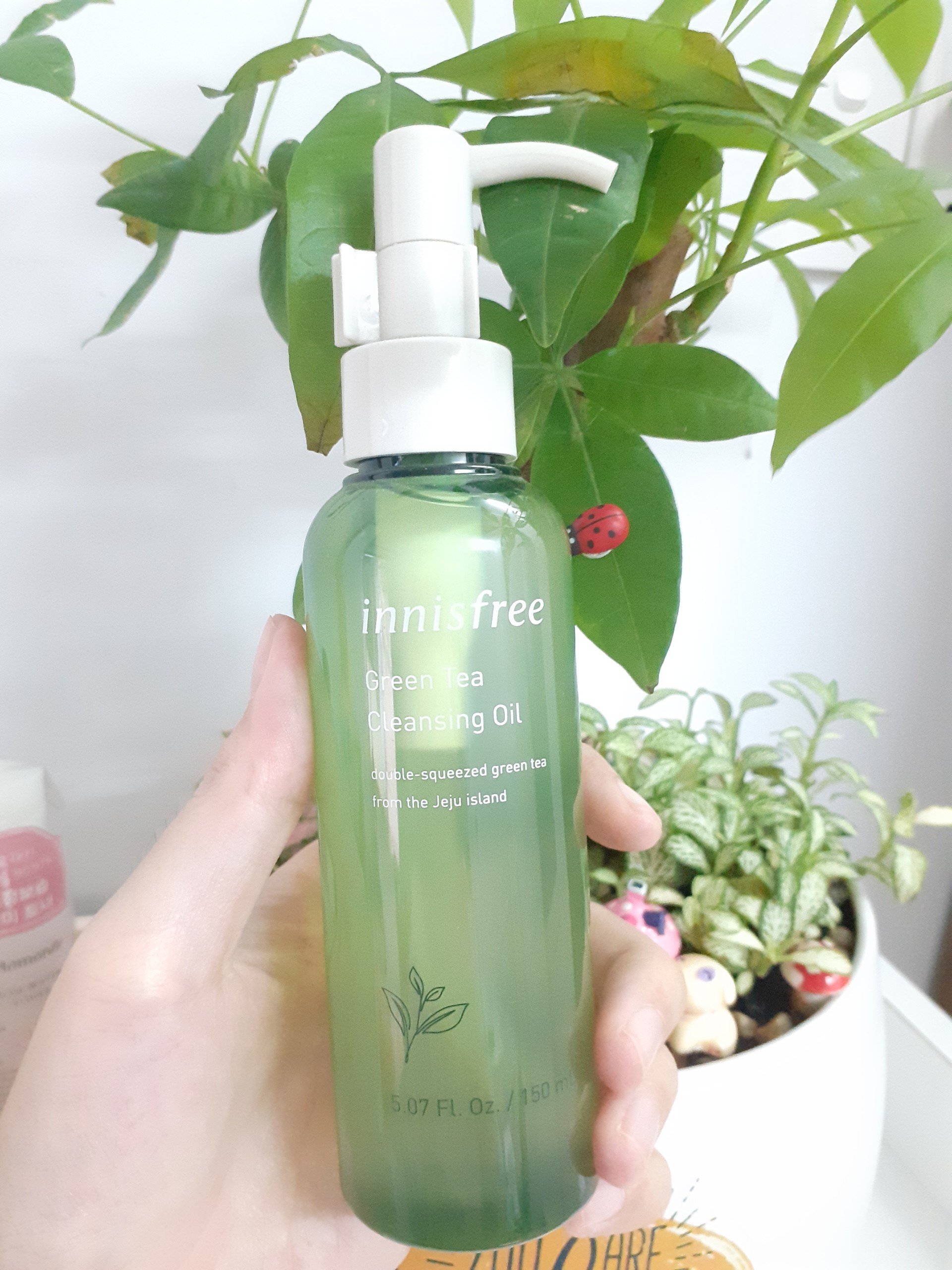 Dầu tẩy trang trà xanh dịu nhẹ innisfree Green Tea Cleansing Oil 150 mL