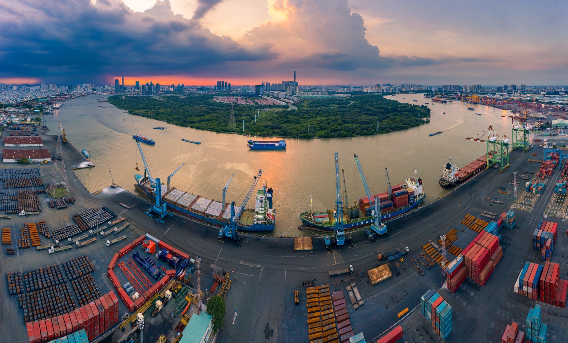 Sài Gòn port