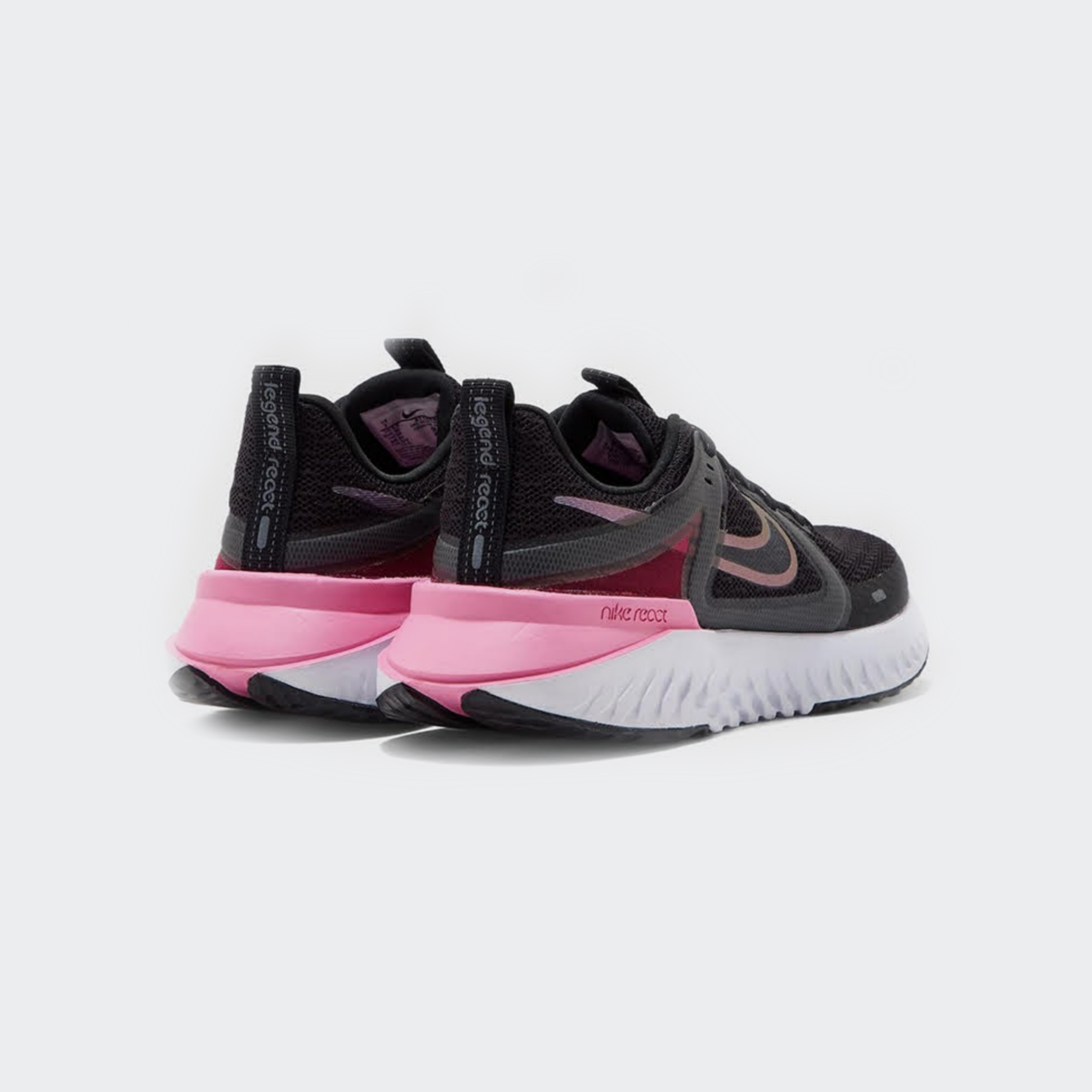 nike legend react wmns