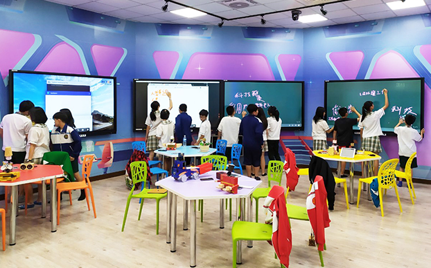 Màn Hình Tương Tác Thông Minh 65 Inch: Giải Pháp Công Nghệ Hiện Đại Cho Giáo Dục