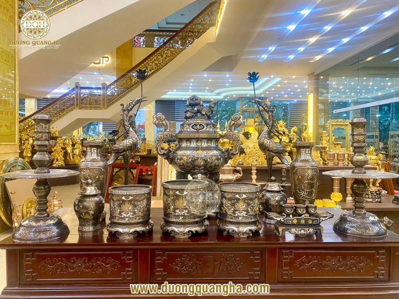 Bộ lư đồng giá bao nhiêu là hợp lý cho không gian thờ cúng gia đình?