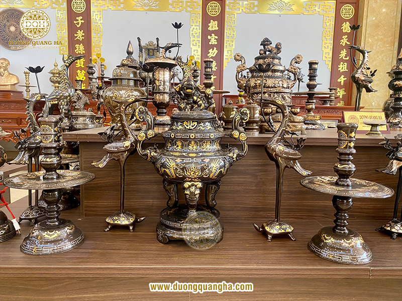 Bộ lư hương đồng - Ý nghĩa, cấu tạo và cách lựa chọn phù hợp cho không gian thờ cúng