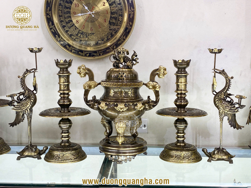 Giá bộ lư đồng thờ cúng bao nhiêu? Cập nhật mới nhất và những yếu tố ảnh hưởng đến giá