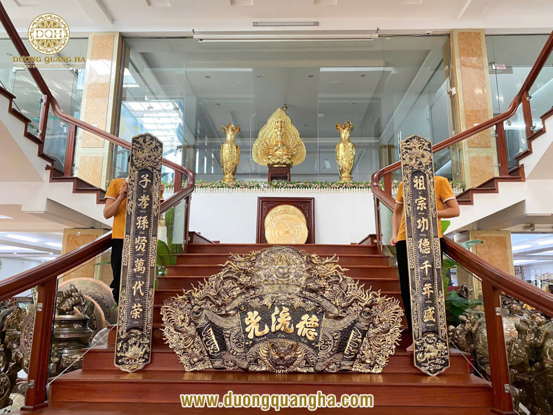 Hoành phi câu đối bằng đồng giá bao nhiêu? Những yếu tố cần biết trước khi mua