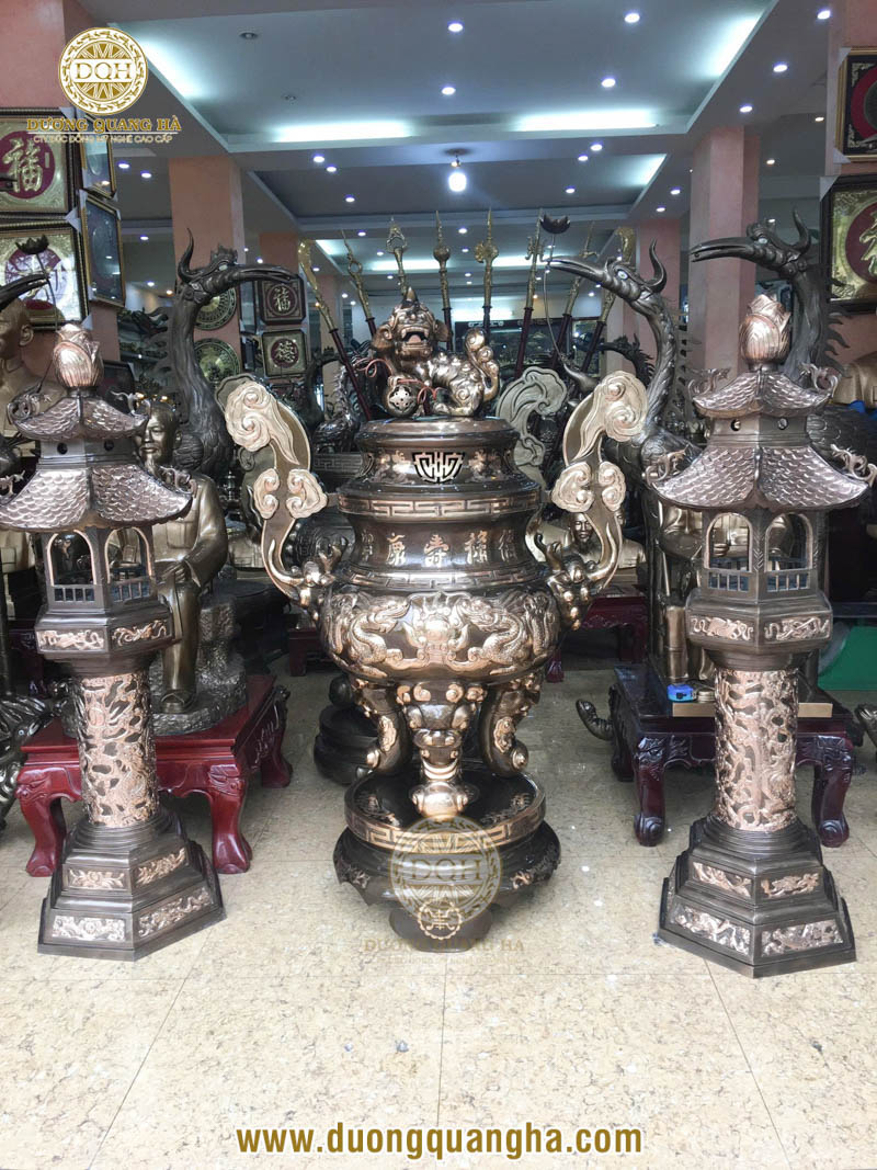 Lư hương bằng đồng đẹp cho không gian thờ cúng