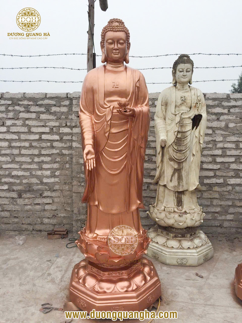 Tượng Phật A Di Đà đứng - Ý nghĩa, cách thờ và những điều cần lưu ý