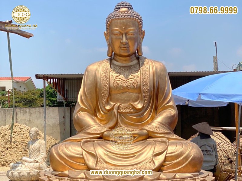Tượng Phật bằng đồng của Dương Quang Hà - Mang ý nghĩa tâm linh và tín ngưỡng lâu đời